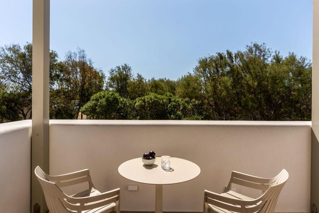 Agios Georgios  Peranosa The Residency 아파트 호텔 외부 사진
